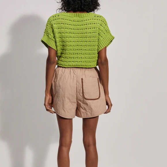 Varley Connel Quilt Short 4” in Warm Taupe size XS - Picture 2 of 6